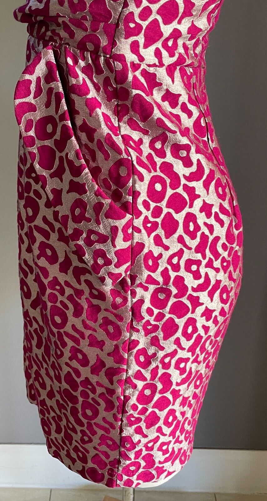 TATTOO Mini Dress Fuchsia Pink & Pink Animal Print Sleeveless Sheath Size 8 NEW