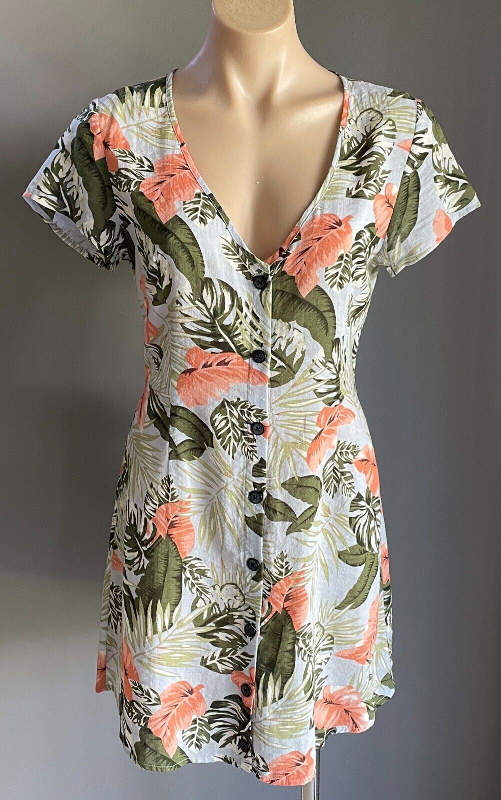 TOBY HEART GINGER Dress Tropical Short Sleeve Button Up Tie Back Size S 10 NEW