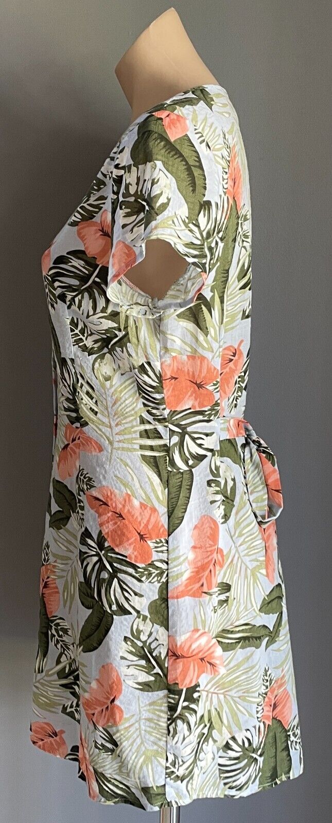 TOBY HEART GINGER Dress Tropical Short Sleeve Button Up Tie Back Size S 10 NEW