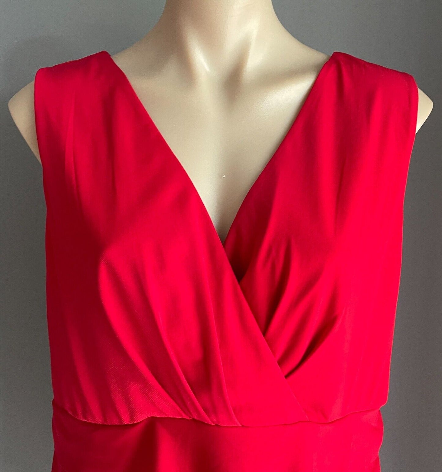 CAPTURE Red Dress Sleeveless Stretch Tier Hem Mini Cross Over V-Neck Size 20