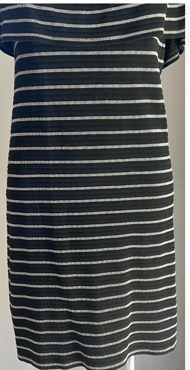 DECJUBA Ruffle Dress Black & White Textured Stripe Off the Shoulder Size S 10