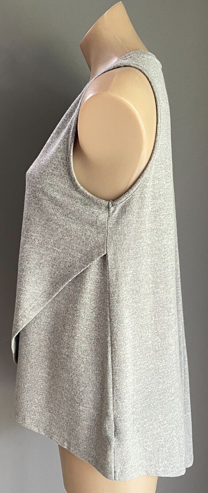 DECJUBA Top Grey Marl Sleeveless Blouse Round Cross Over Hi-Lo Hem Size S 10