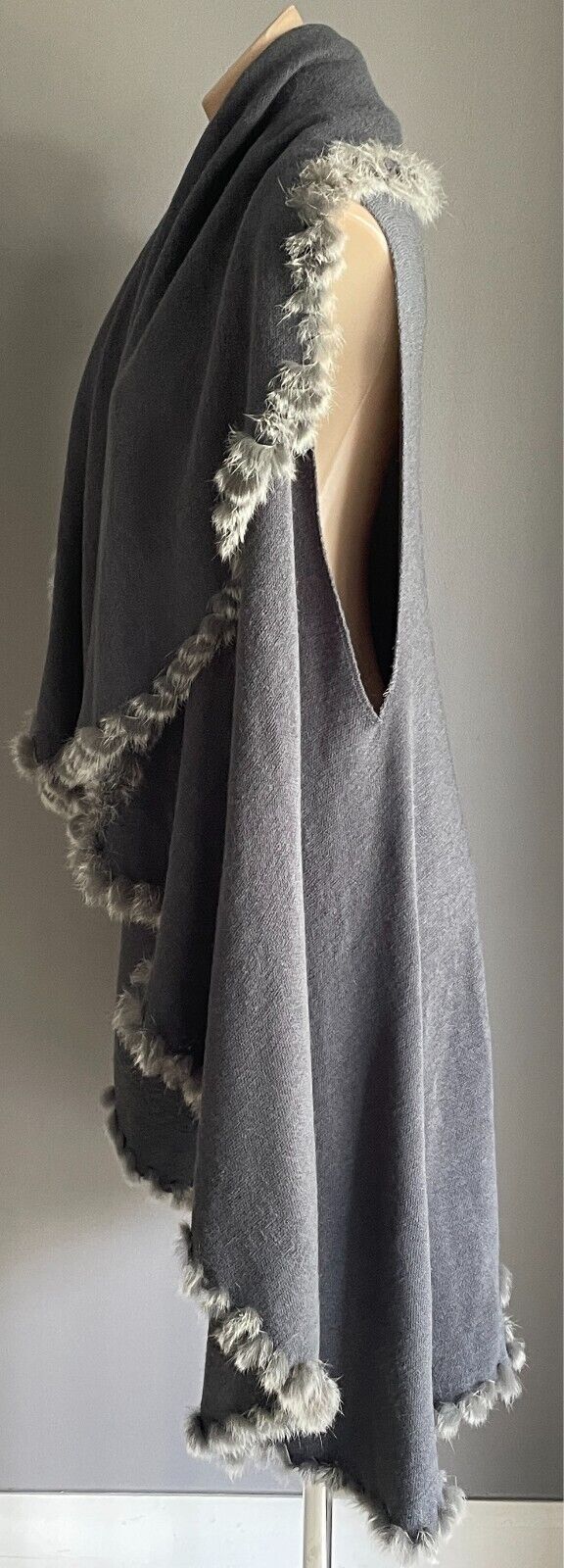 Fur Trim Poncho Grey Drape Knit Cardigan Sleeveless Oversized Collar Size 14 16