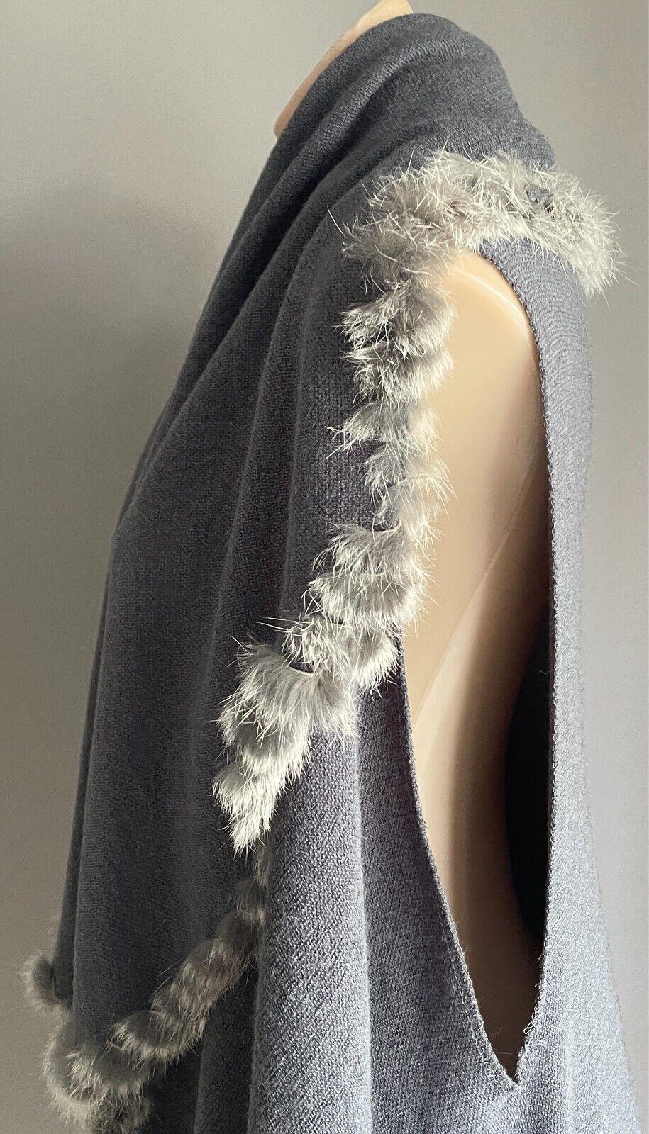 Fur Trim Poncho Grey Drape Knit Cardigan Sleeveless Oversized Collar Size 14 16