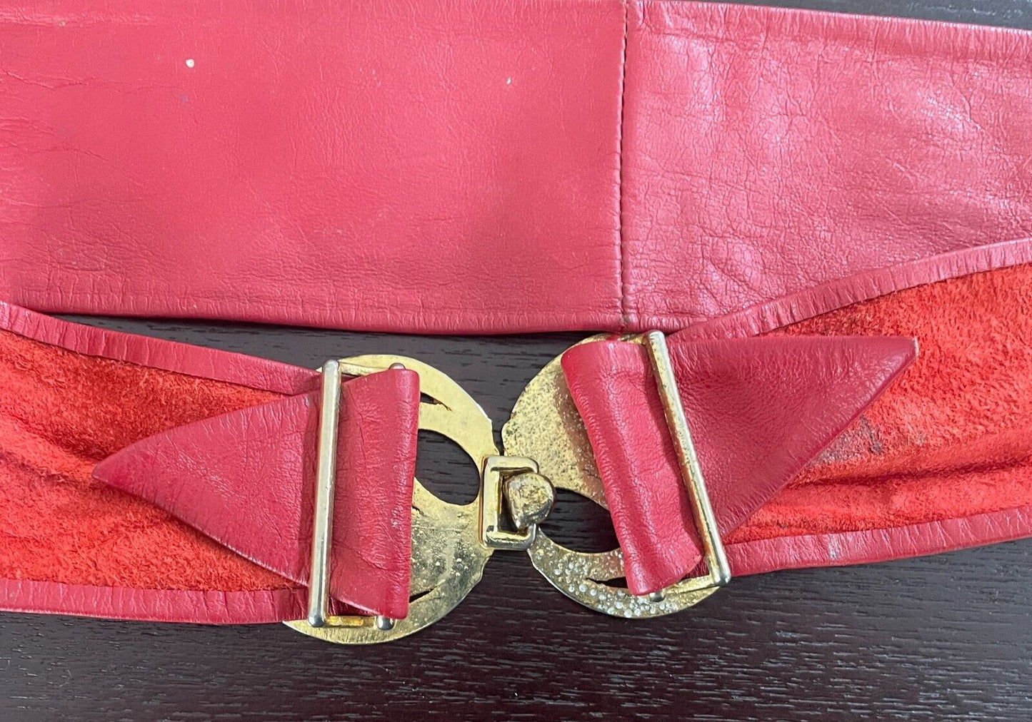LEATHER Belt CARLO Red w Large Engraved Gold Tone Interlocking Buckle Size 8-10
