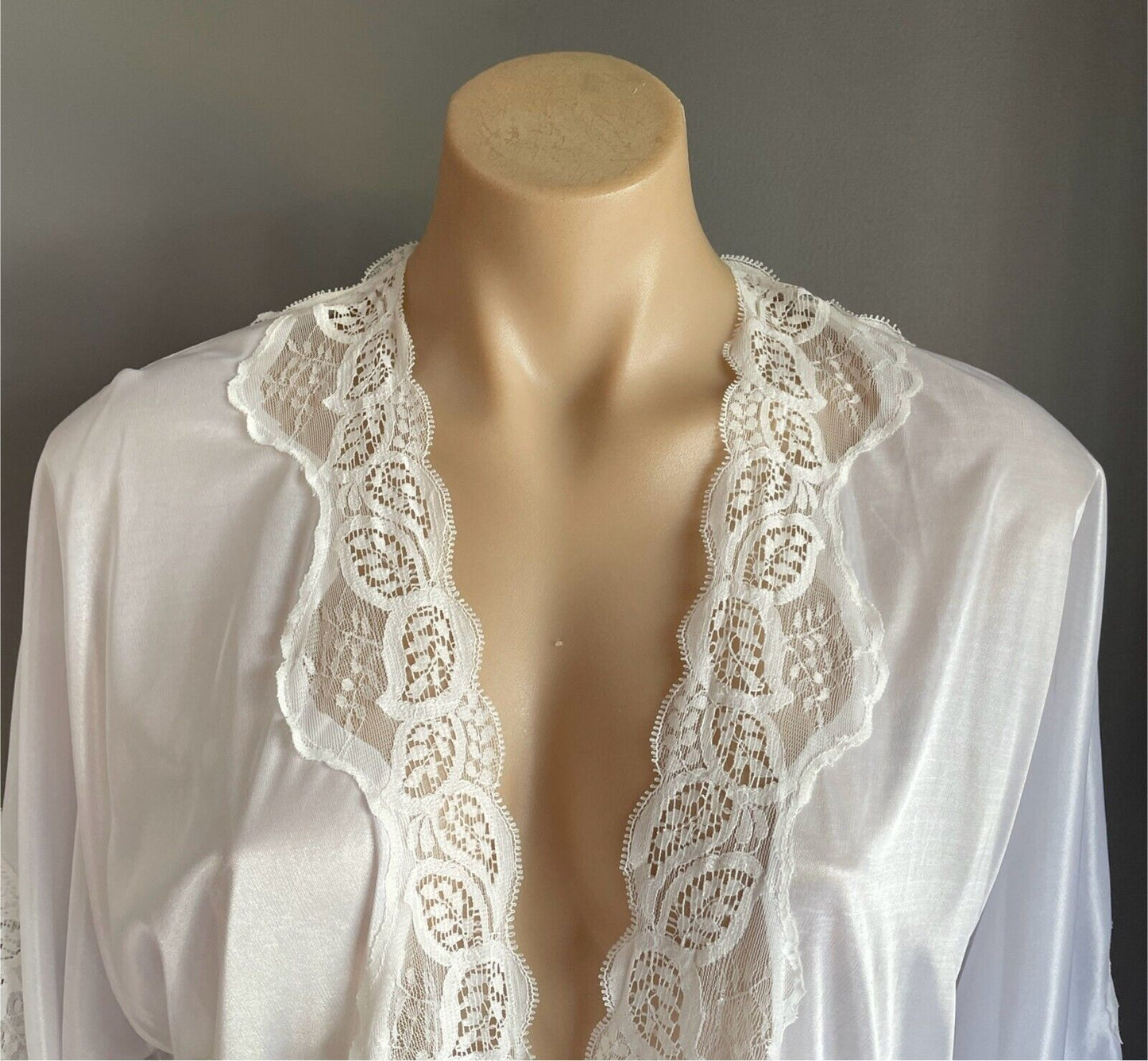 CONFEZZIONE ANTONELLA Dressing Gown White Short Sleeves Lace Trim Robe Size L