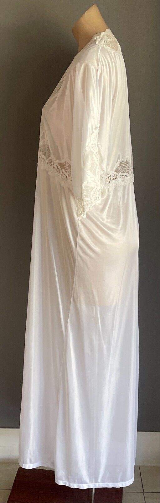 CONFEZZIONE ANTONELLA Dressing Gown White Short Sleeves Lace Trim Robe Size L