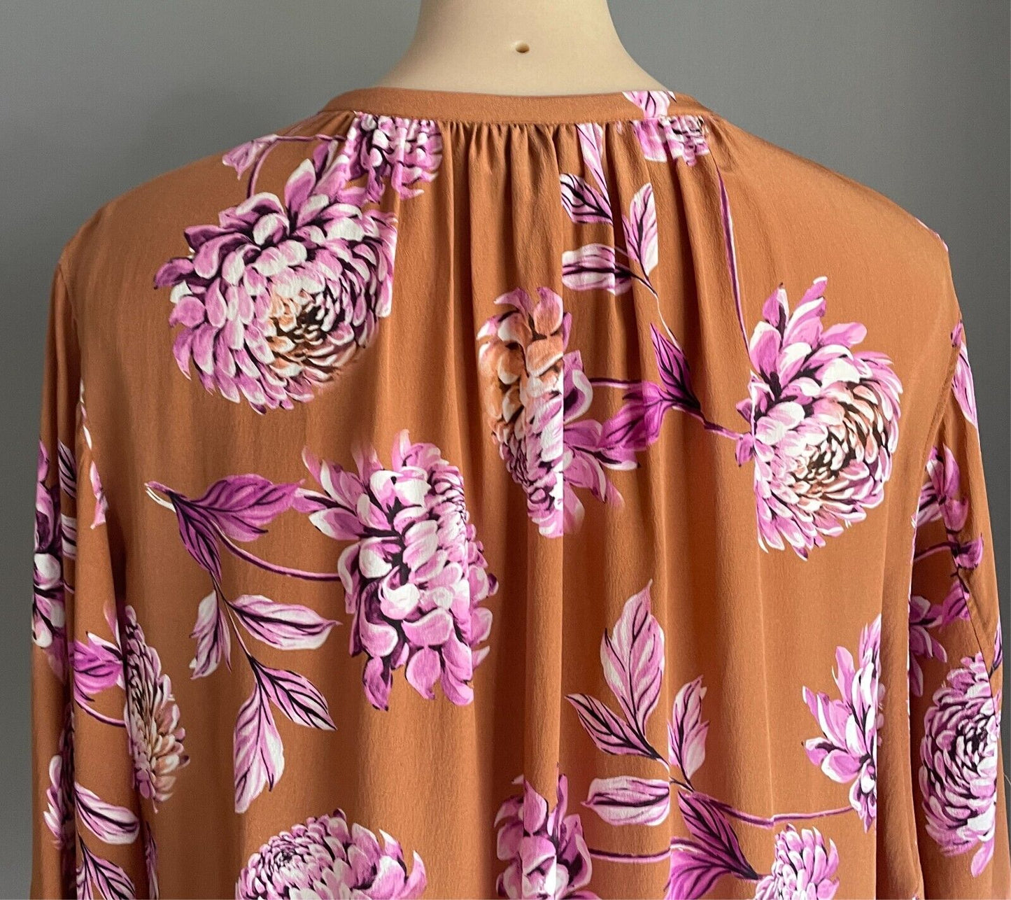 WITCHERY Silk Blouse Long Dolman Sleeve Size 12 Brown Pink Floral Print Top