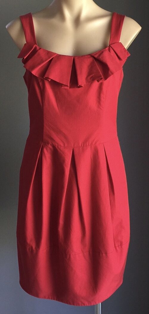 CUE Dress Red Sleeveless Empire Waist Pleated Frock Size 10 Wedding Cocktail