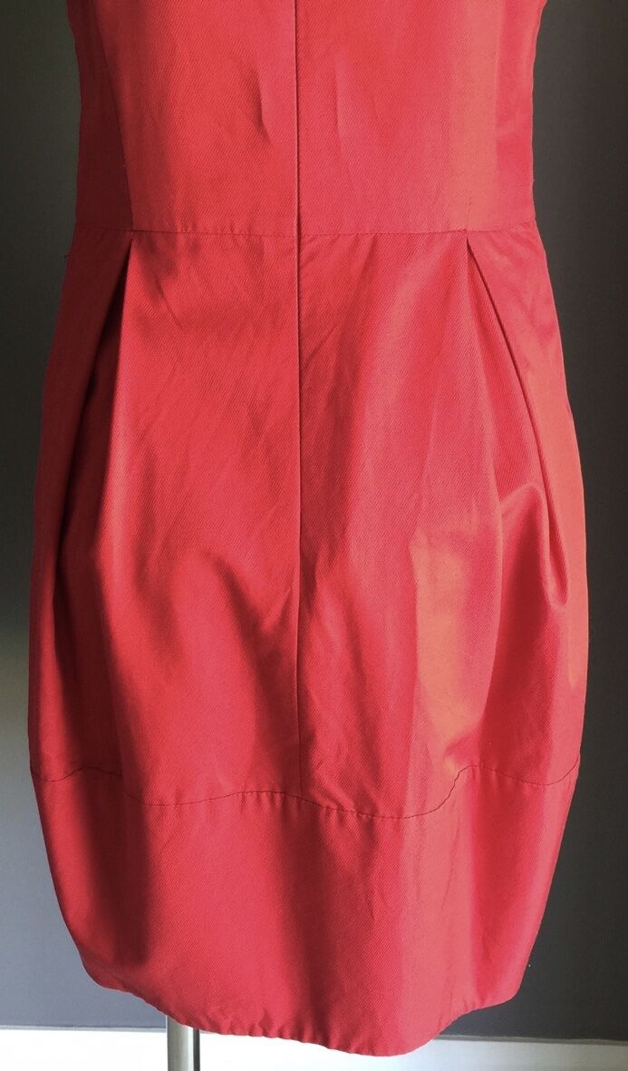 CUE Dress Red Sleeveless Empire Waist Pleated Frock Size 10 Wedding Cocktail