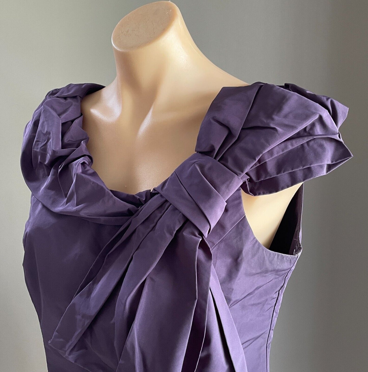 CUE Dress Purple Taffeta Sleeveless Sheath Bow Trim Short Size 10 Evening NEW