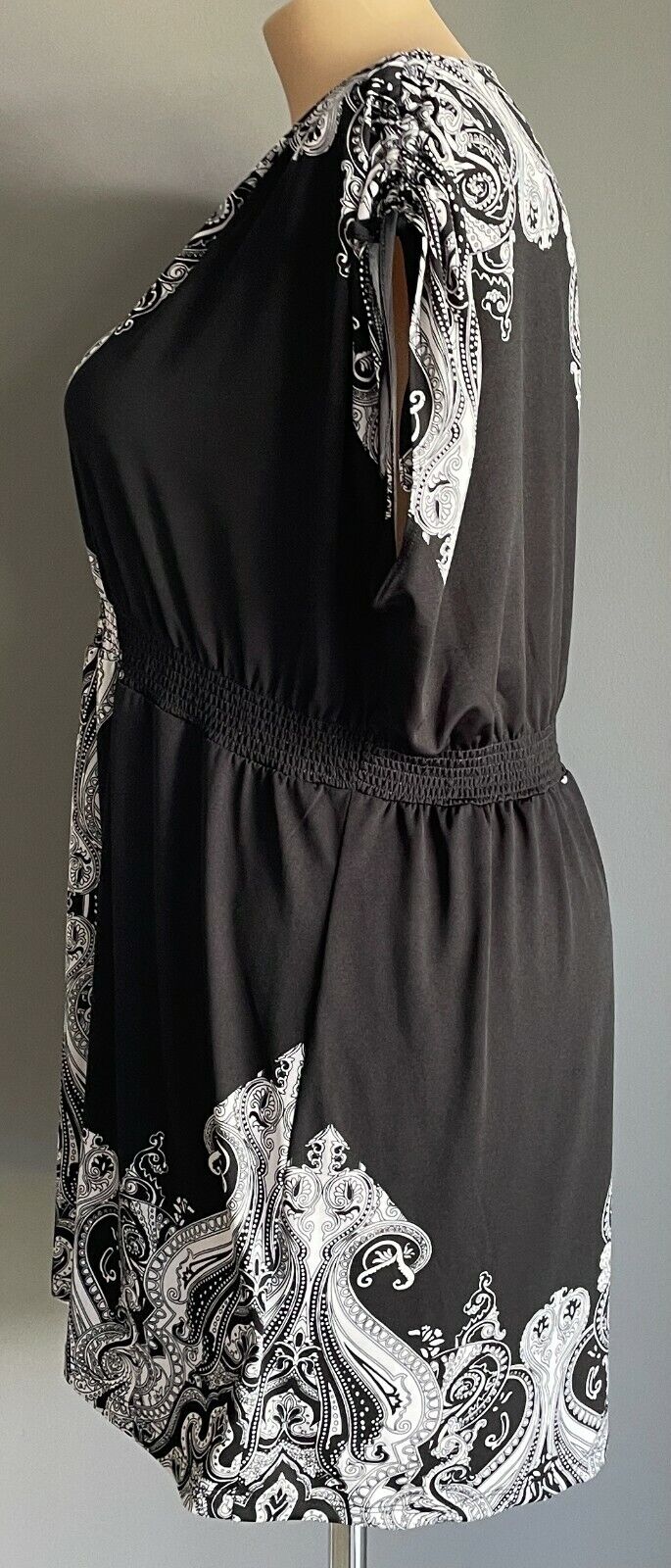 MILLERS Dress Black & White Print Sleeveless Elastic Waist Plus Size 22 NEW