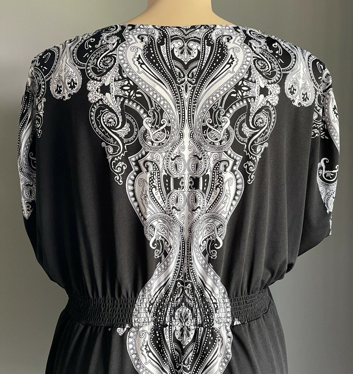 MILLERS Dress Black & White Print Sleeveless Elastic Waist Plus Size 22 NEW