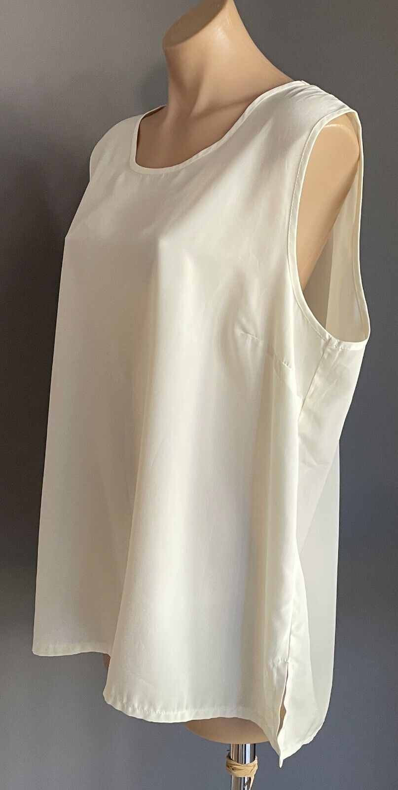 MILLERS Top Camisole Off White Sleeveless Round Neck Blouse Plus Size 20