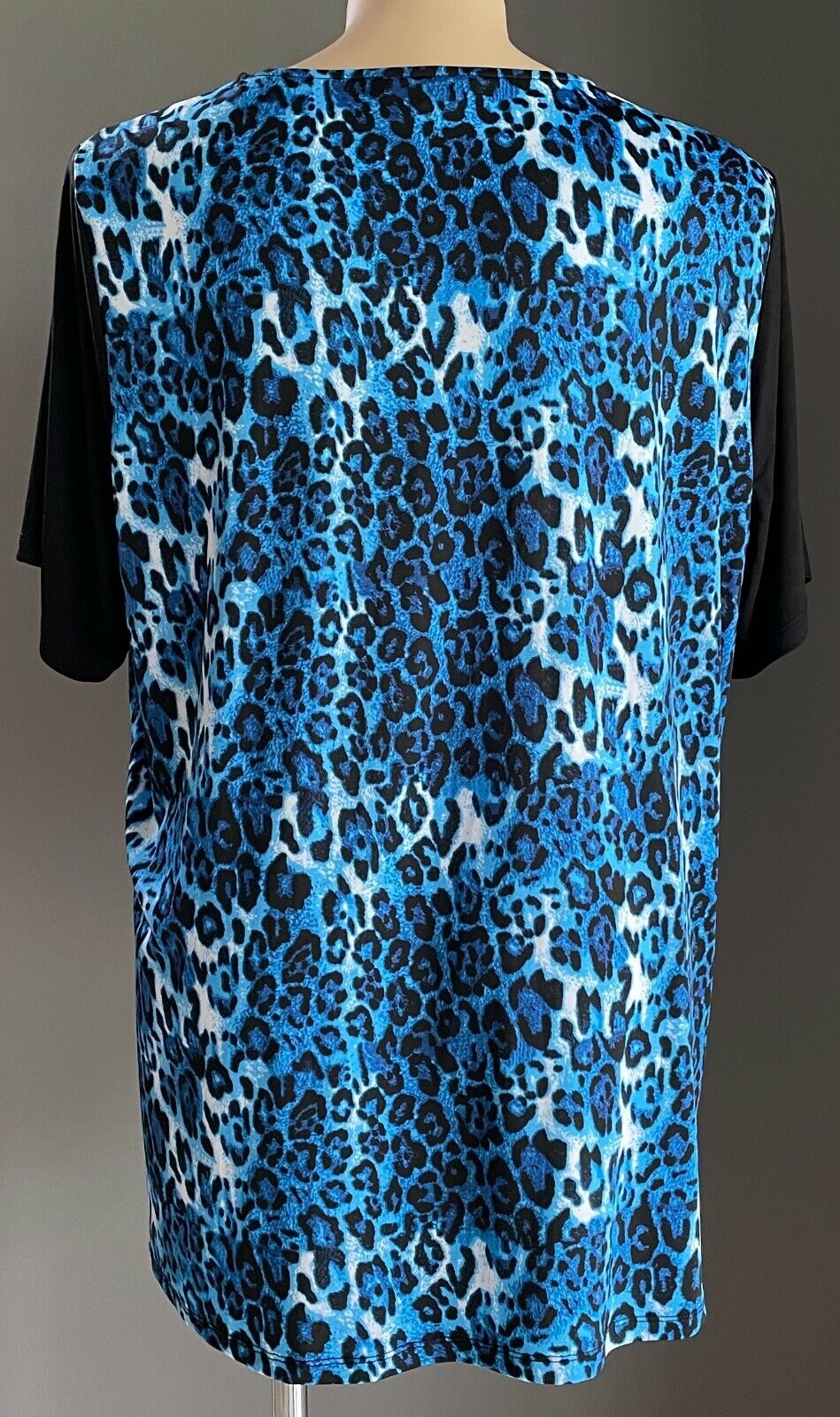 MILLERS Top Blue White Black Leopard Print Short Sleeve Stretch Blouse Plus 26