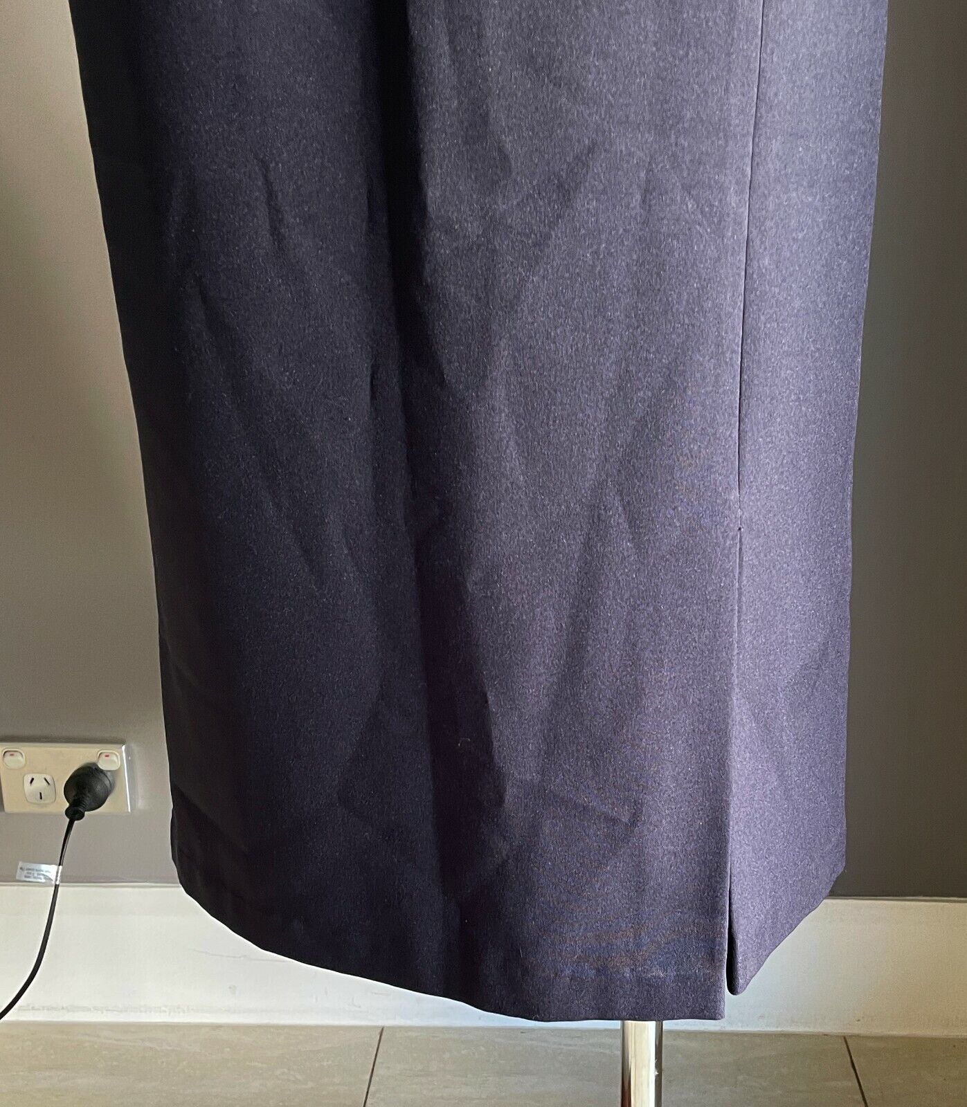 MILLERS Essentials Skirt Navy Blue Straight Midi Length Size 16 w Front Slit