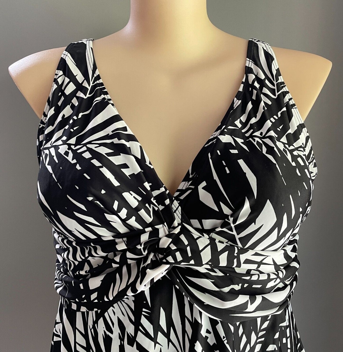 MILLERS One Piece Swim Suit Black White Swim Dress Bathers Pool Beach Cruise 20
