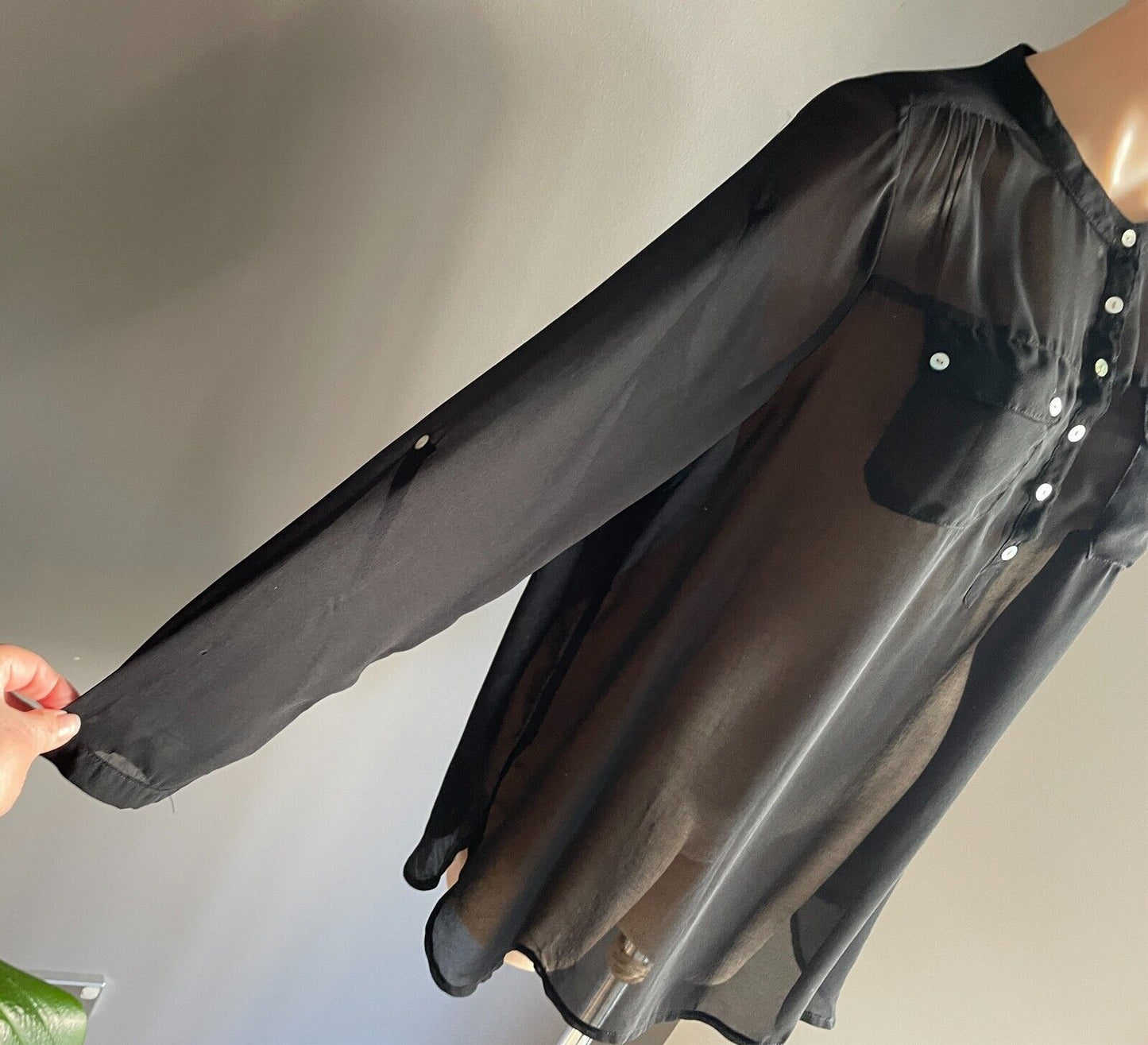 MILLERS Top Blouse Black Semi Sheer Adjustable Sleeves Size 16 Pockets NEW
