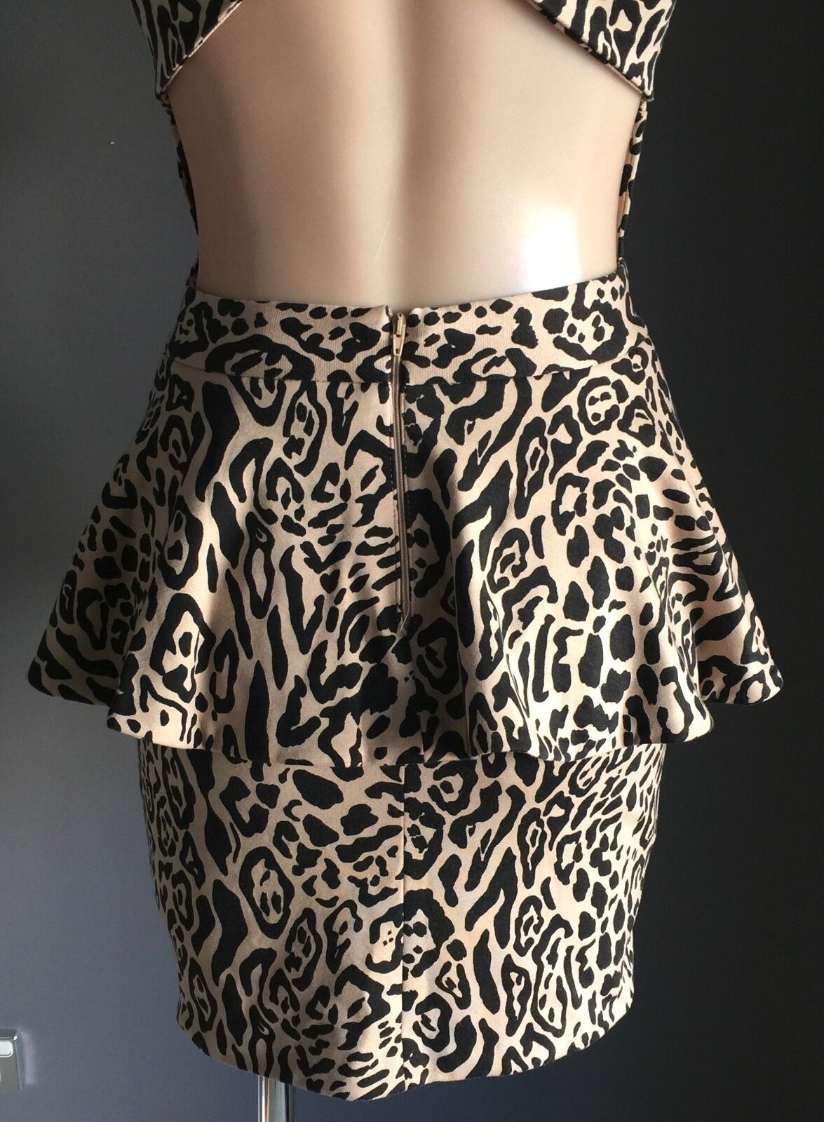 ASOS Dress Stretch Animal Print Peplum Waist Black Beige Size 8 10 Stunning NEW