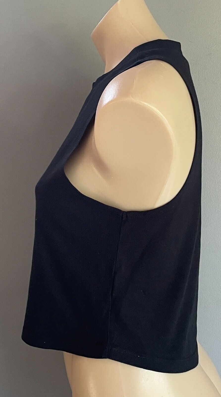 ASOS DESIGN Black Sleeveless Crop Top Size 4 AU 10 Stretch Cotton Fabric NEW