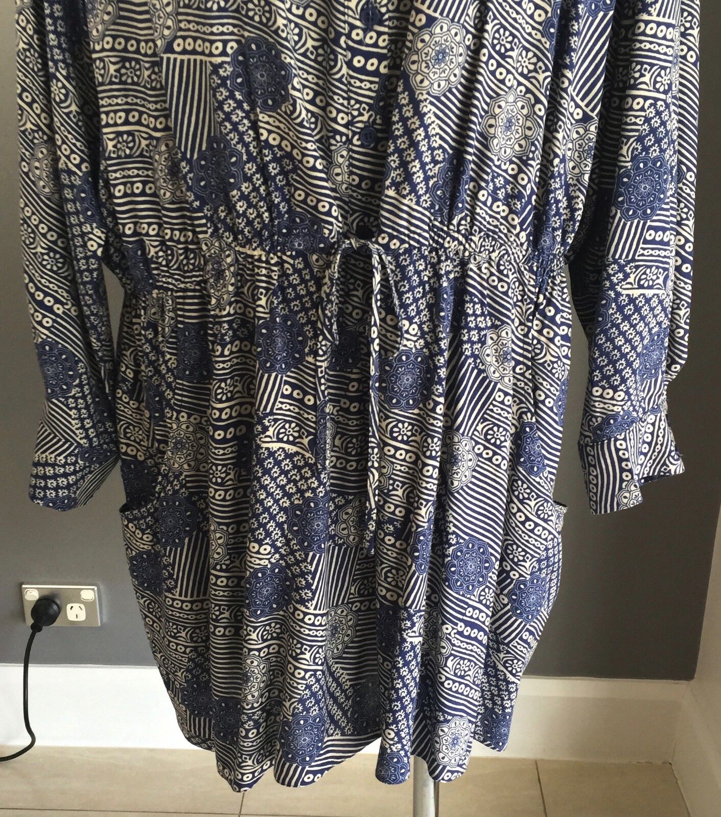ASOS Romper Blue & Beige Tile Print Long Sleeve Shorts Playsuit Plus Size 26 NEW