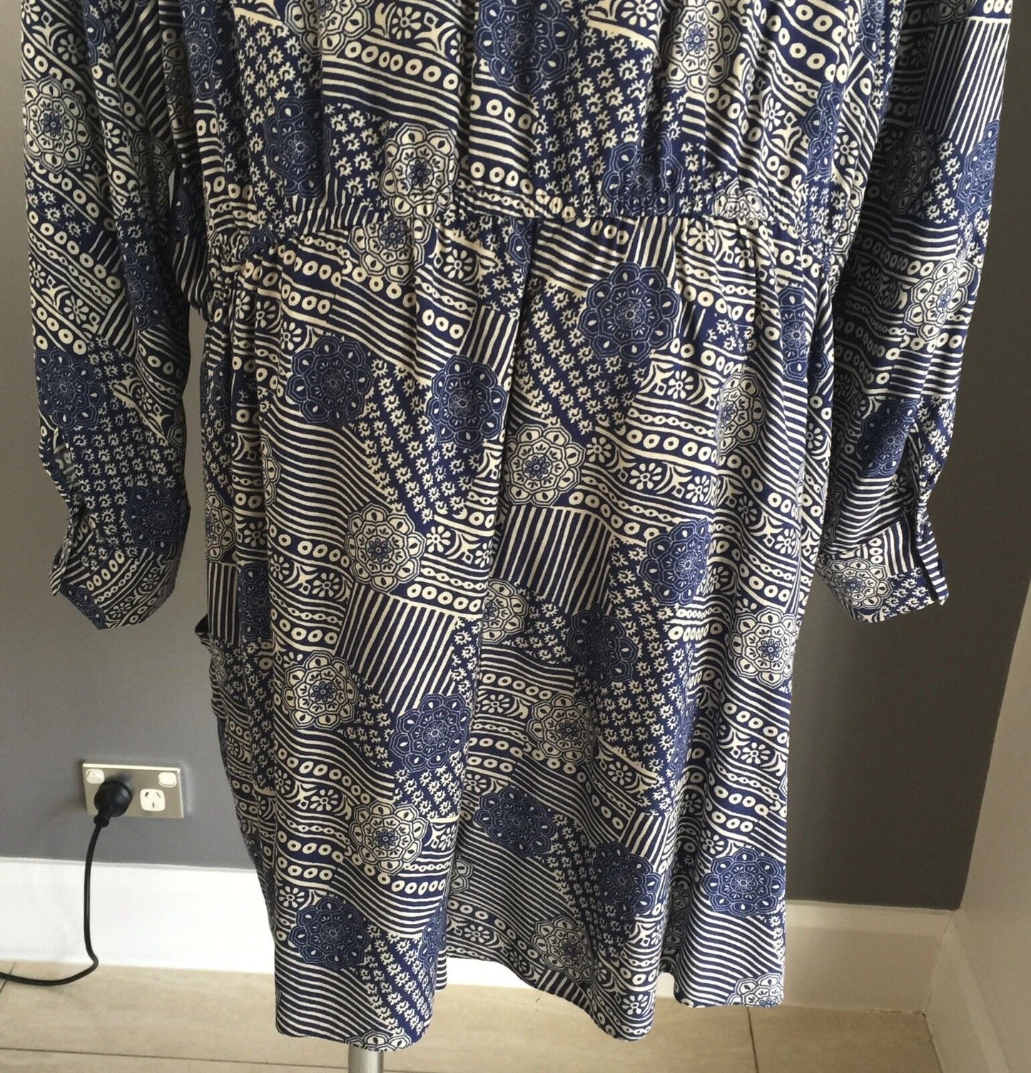 ASOS Romper Blue & Beige Tile Print Long Sleeve Shorts Playsuit Plus Size 26 NEW