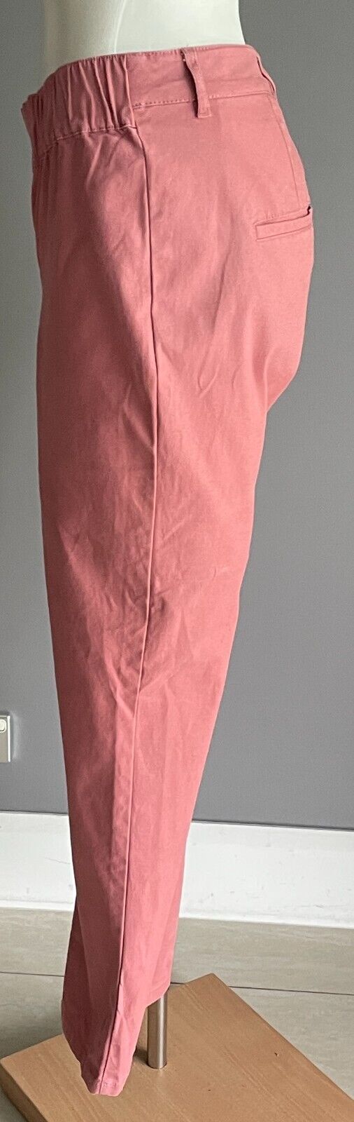 ASOS Jogger Pants Dusty Rose Tapered Leg Size 6 8 Pull On Style Cropped Length