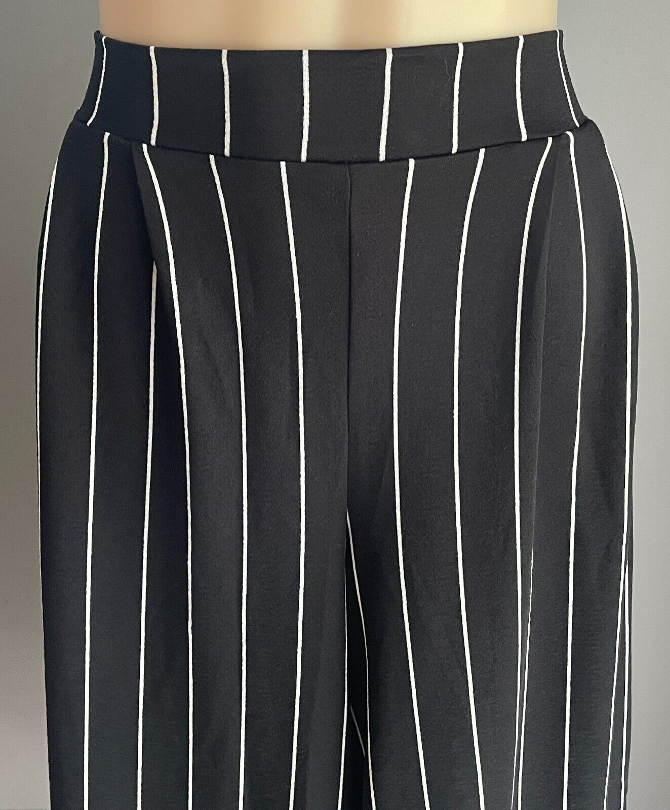 TEMT Pants Black White Stripe Wide Leg Cropped Stretch Size XL 81 cm Waist NEW