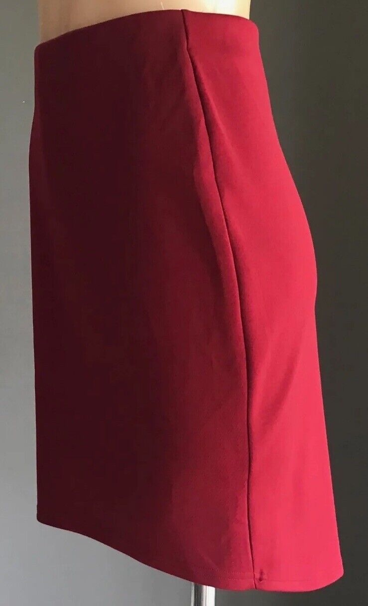 TEMT Skirt Dip Hem Burgundy Stretch Knee Length Straight Style Size L 12  NEW