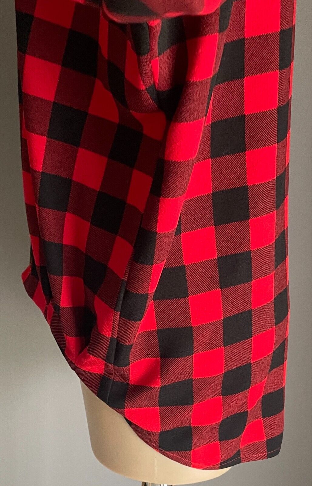 TEMT Top Red & Black Hi-Lo Hem Size S M 10 12 Adjustable Sleeves Relaxed Stretch