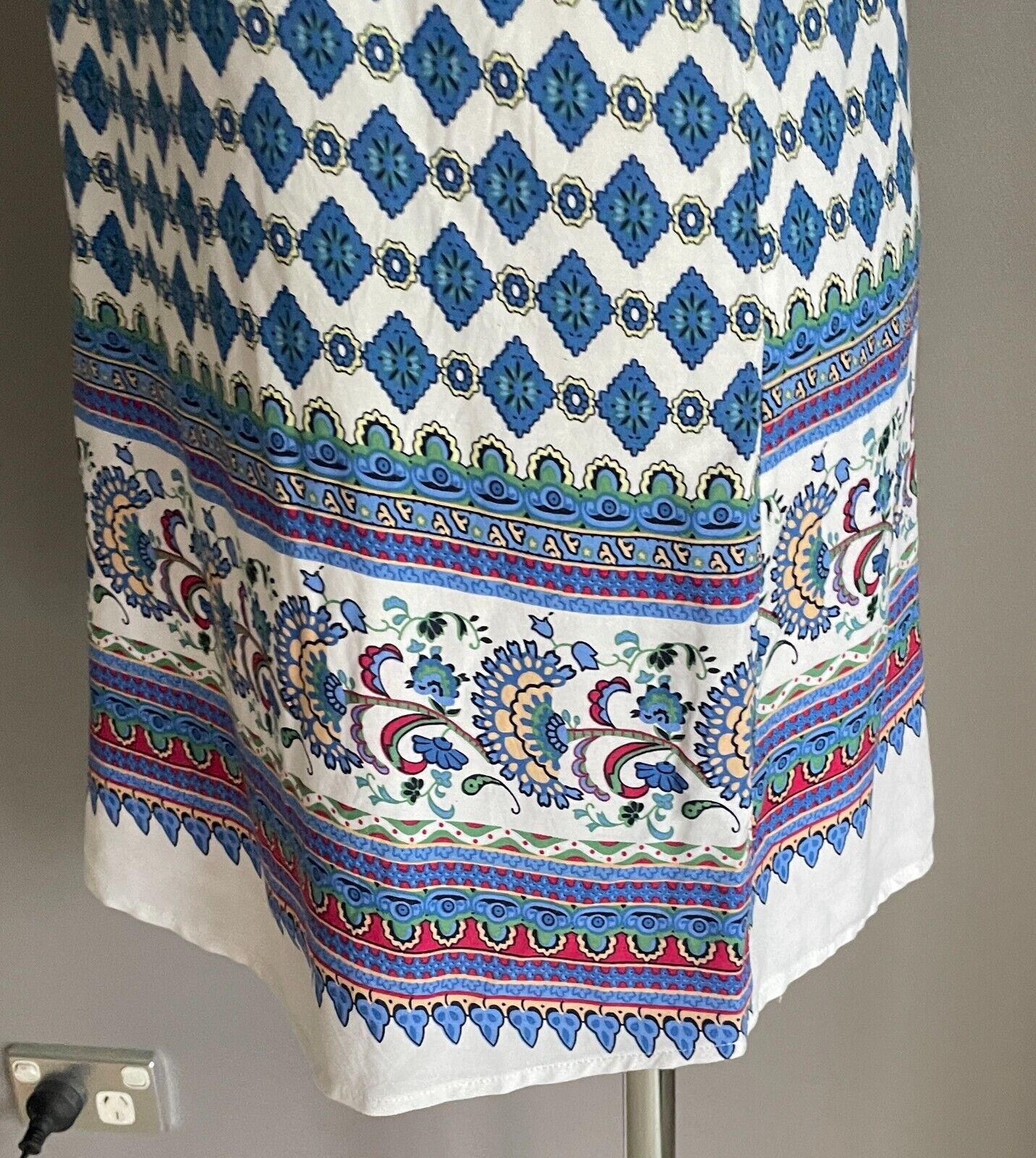 MIRACLE Cotton Shift Dress Multicolour Print Short Cuffed Sleeves Size 12 NEW