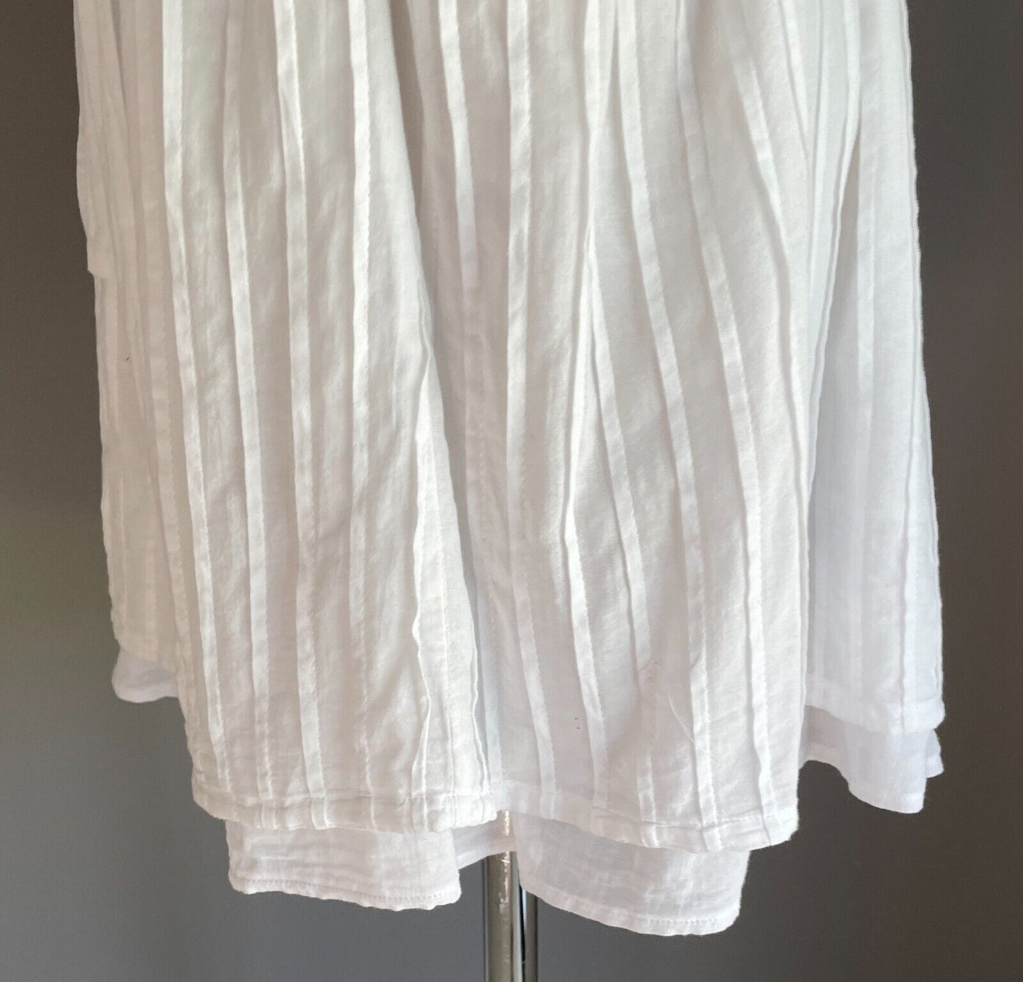GIRL XPRESS  Dress White Cotton BabydollLined Size 18 Waist Tie Pin Tuck Detail
