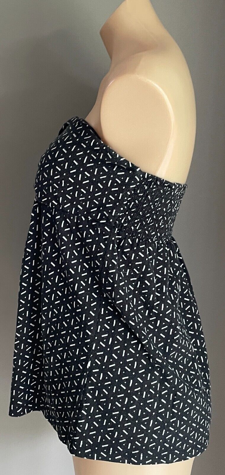 GIRL XPRESS Strapless Top Babydoll Black & White Geo Print Shirred Back Size 16