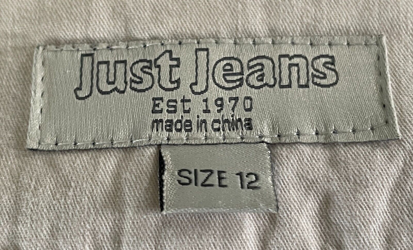 JUST JEANS Shorts Light Beige Cuffed Leg Size 12 Tie Trim @ Pockets Cotton