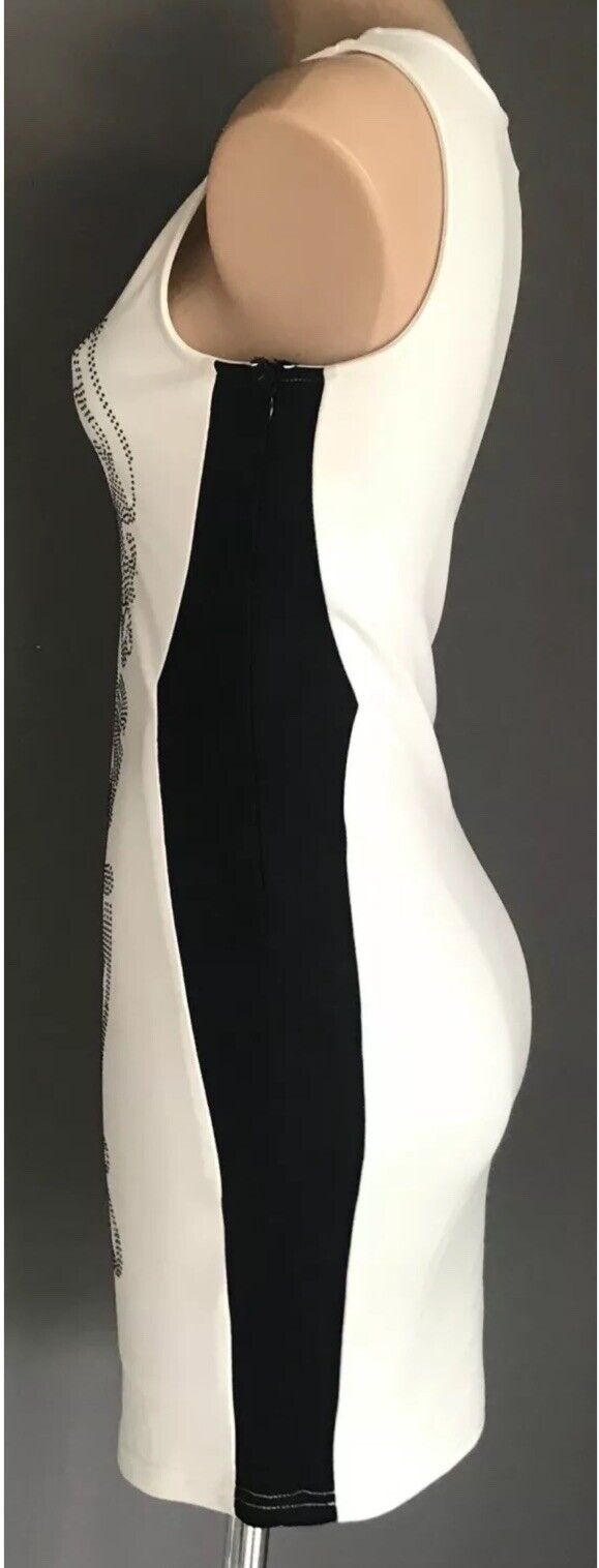 CHICABOOTI  Bodycon Dress Sleeveless Stretch Black Studs White Black Trim M 10