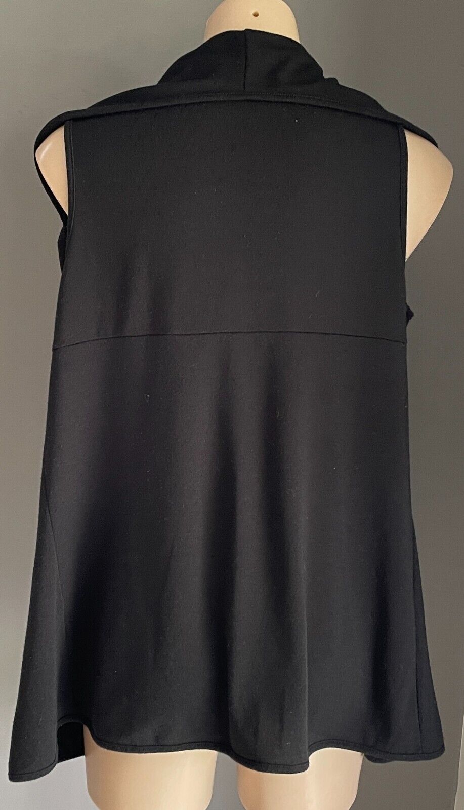 CHICABOOTI Drape Jacket Black Size 12 Sleeveless Jersey Knit Stretch Fabric