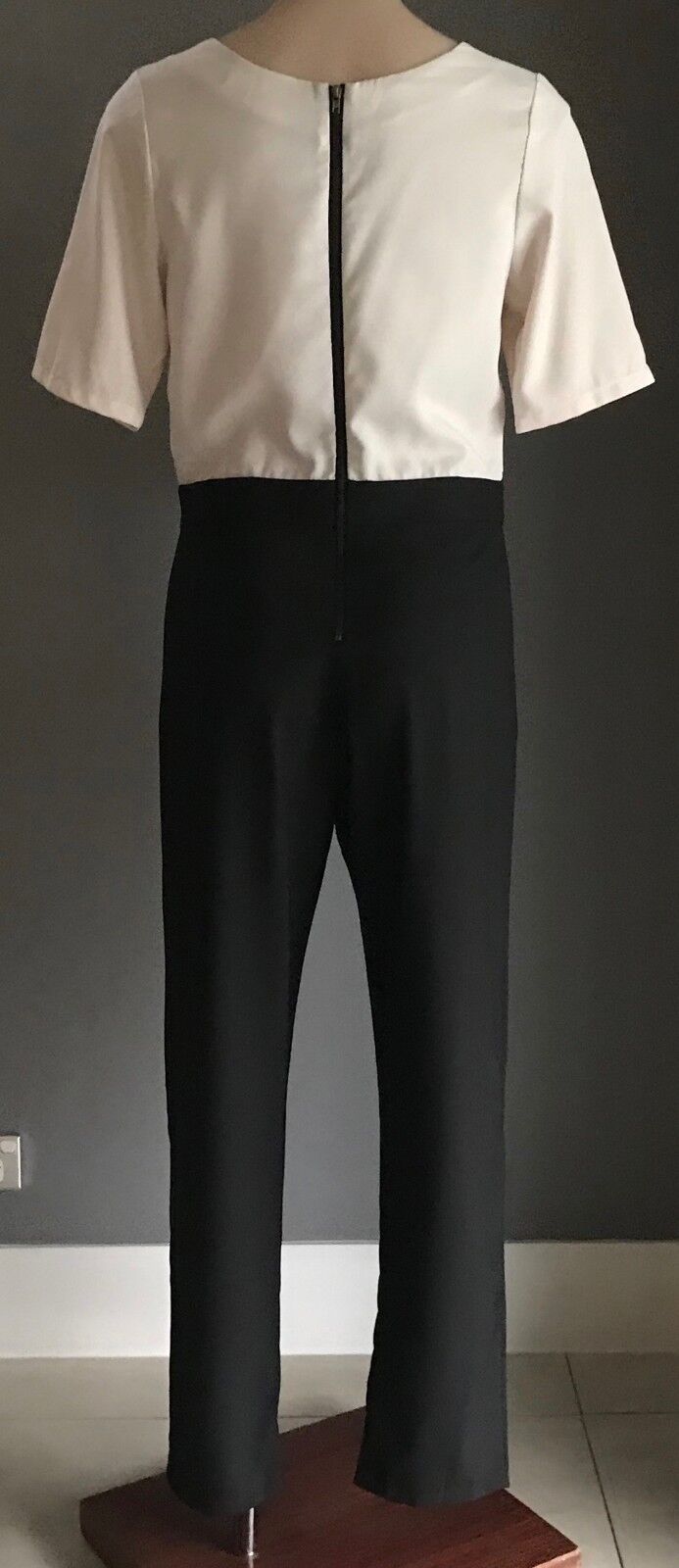 ATMOS & HERE Jumpsuit Size 10 One Piece Ivory & Black Short Sleeve Crop Pantsuit