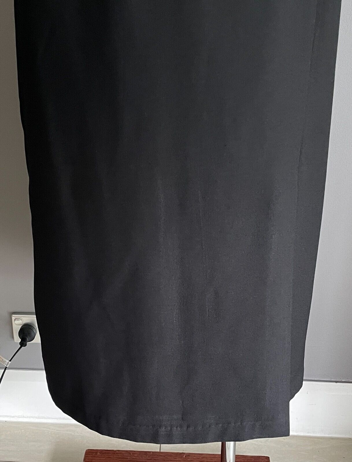 TARGET Skirt Black Straight Midi Partial Elastic Waist Size 18 Slit Front NEW