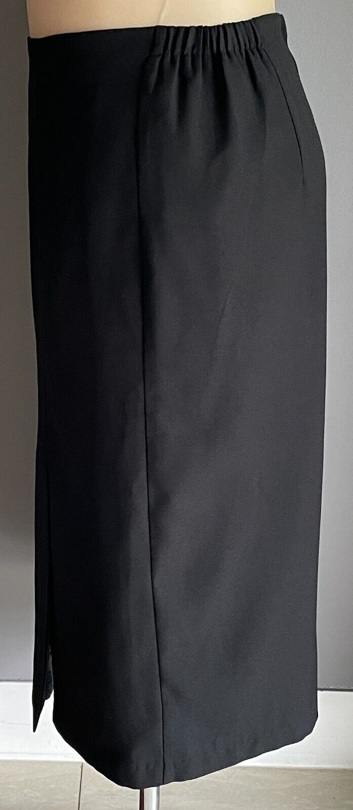 TARGET Skirt Black Straight Midi Partial Elastic Waist Size 18 Slit Front NEW