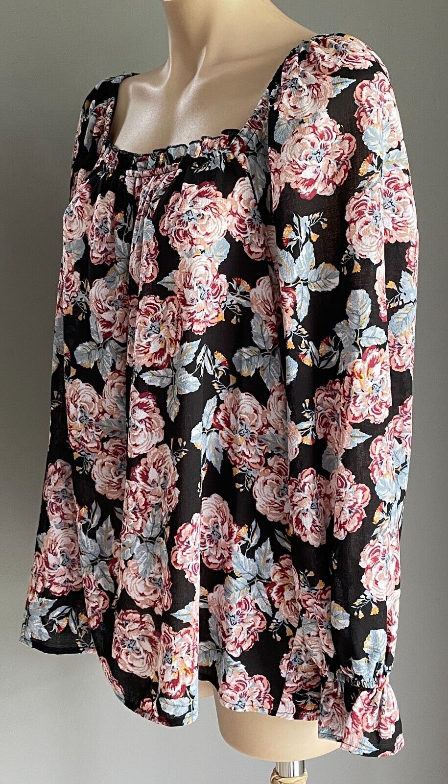 TARGET Peasant Top Black Floral Square Neck Long Elastic Cuff  Blouse Size 18