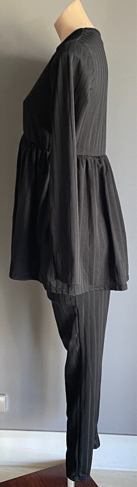 BOOHOO Maternity Top & Pants Set Black Size 12 Elastic Waist Self Stripe Fabric