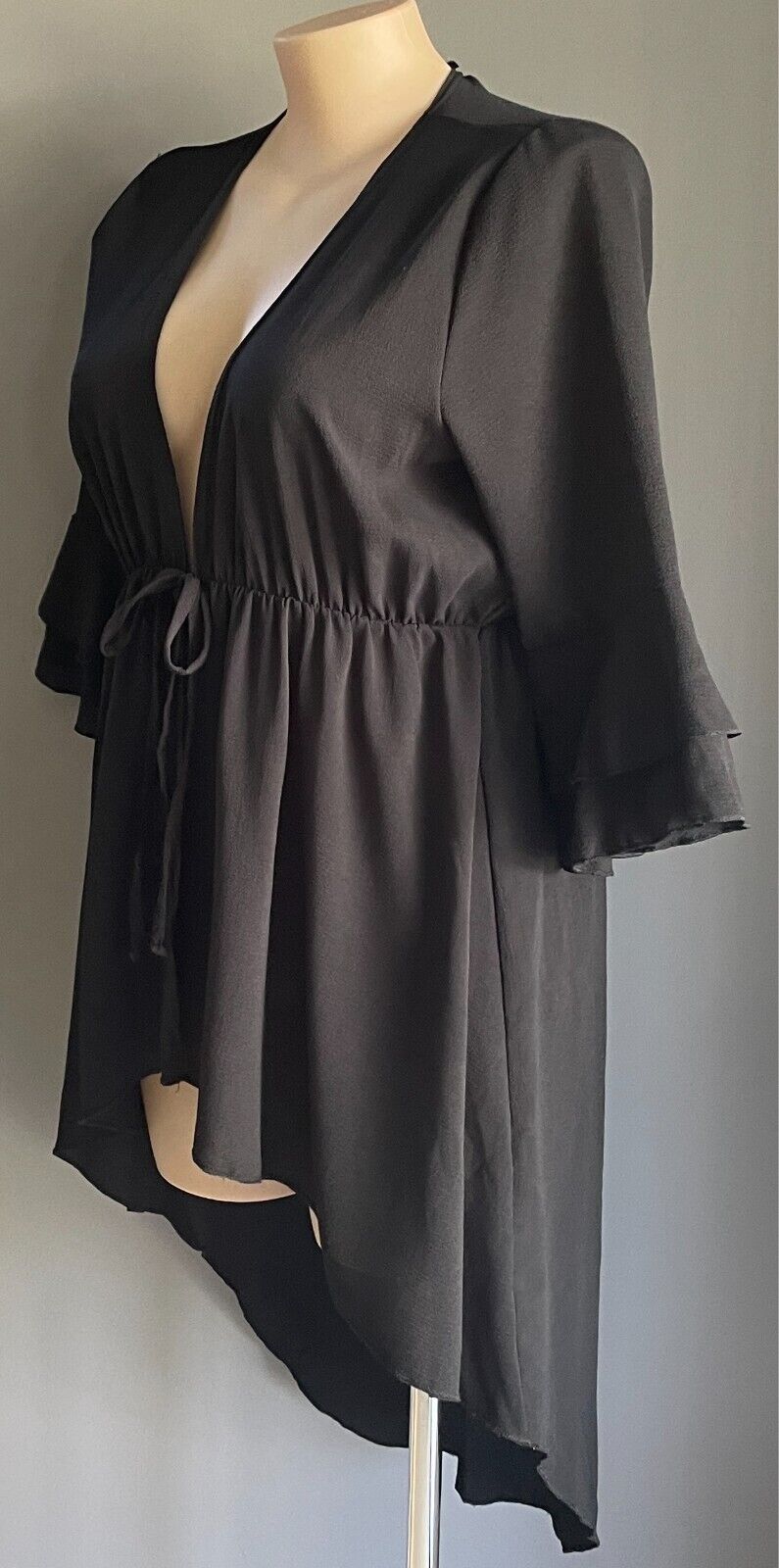 BOOHOO Kimono Jacket Black Tie Front 3/4 Ruffle Sleeve  Plus Size 18 Hi-Lo Hem