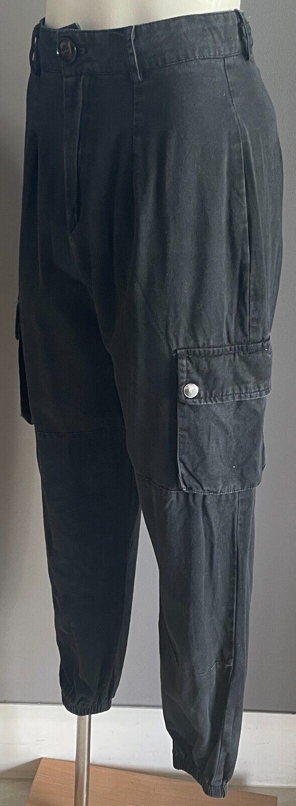 BOOHOO Cargo Pants Black Size 8 Elasticised Cuffs Tapered Leg Pockets