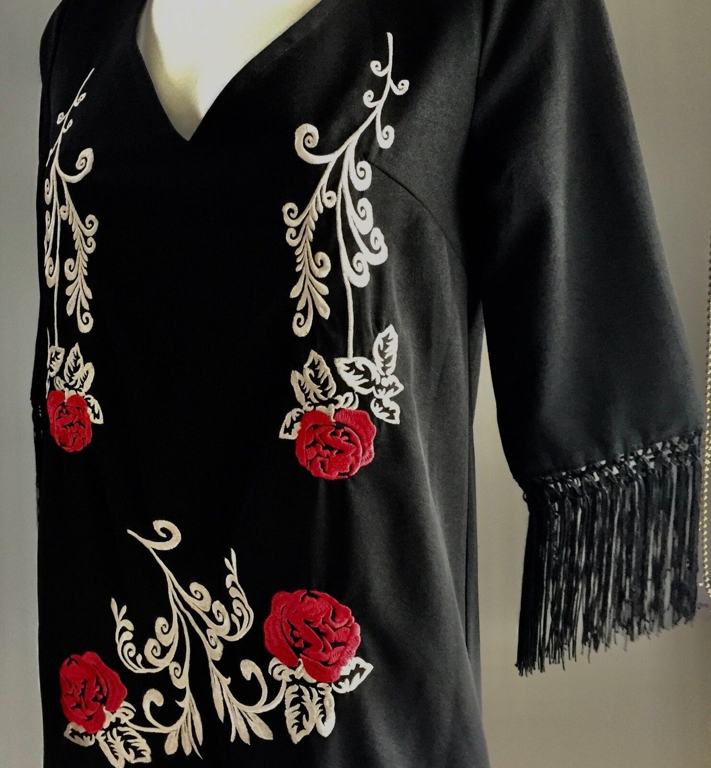 BOOHOO Allie Dress Embroidered Tassel Black Red & White 3/4 Sleeve Size 8 NEW