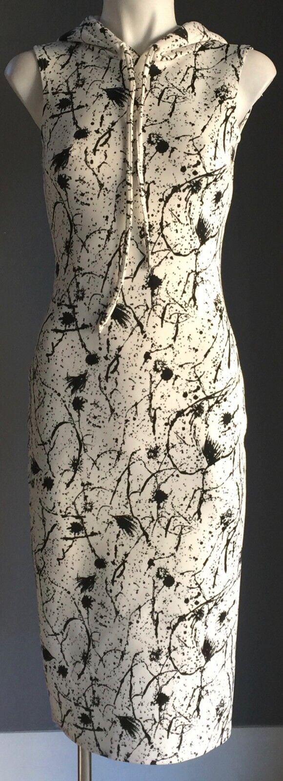 BOOHOO FIT Ellen Splatter Dress Bodycon Hooded Sleeveless Size XS AU 8 NEW