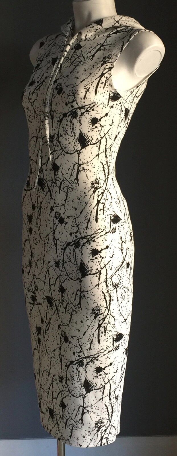 BOOHOO FIT Ellen Splatter Dress Bodycon Hooded Sleeveless Size XS AU 8 NEW