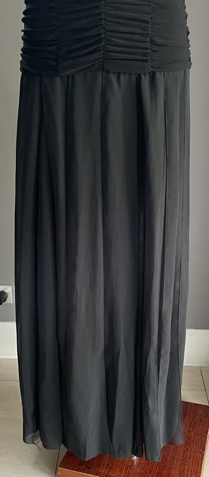MR K Gown Dress Black Halter Neck Ruched Bodice Midi Fabric Strip Skirt Size 10