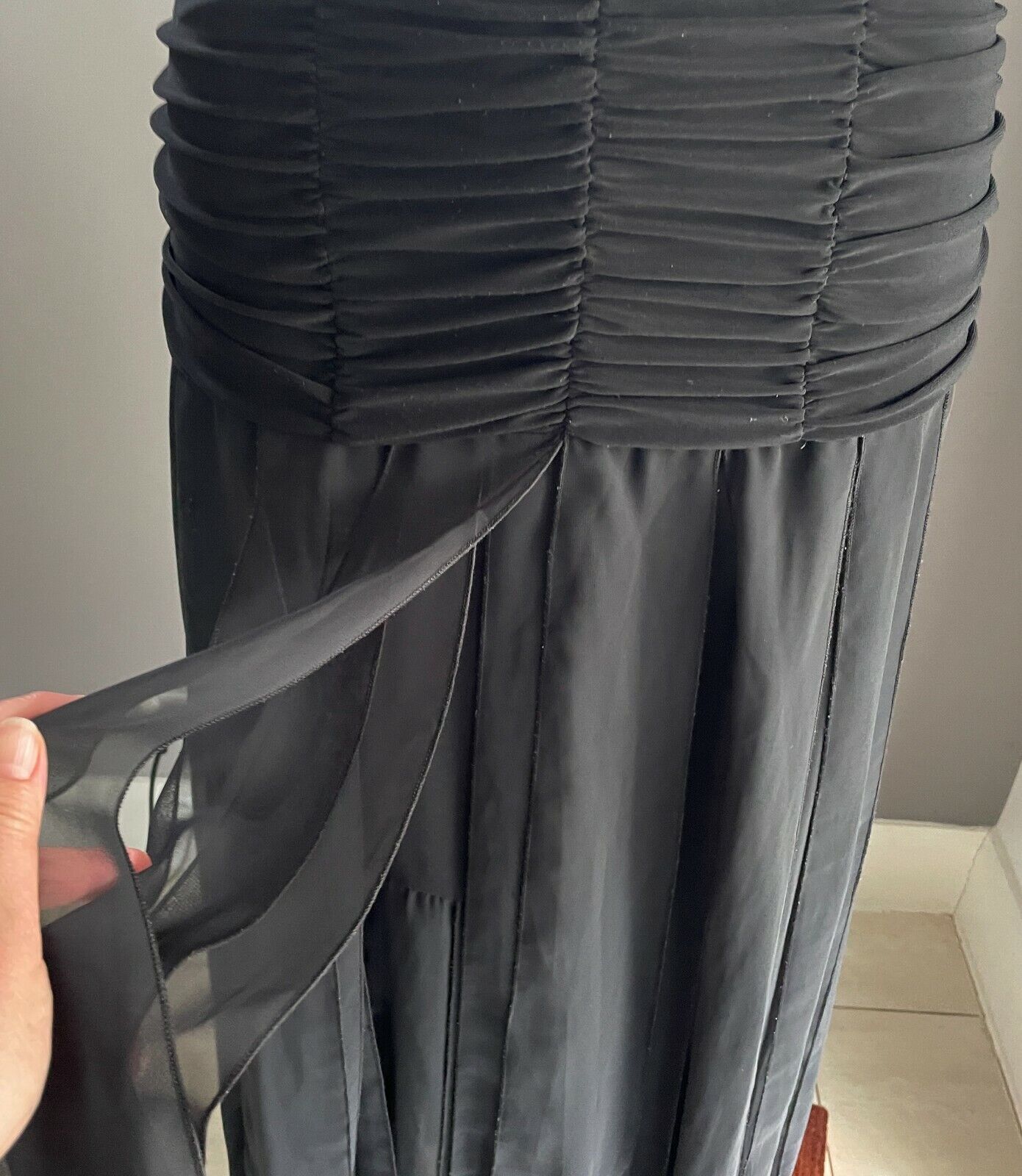 MR K Gown Dress Black Halter Neck Ruched Bodice Midi Fabric Strip Skirt Size 10