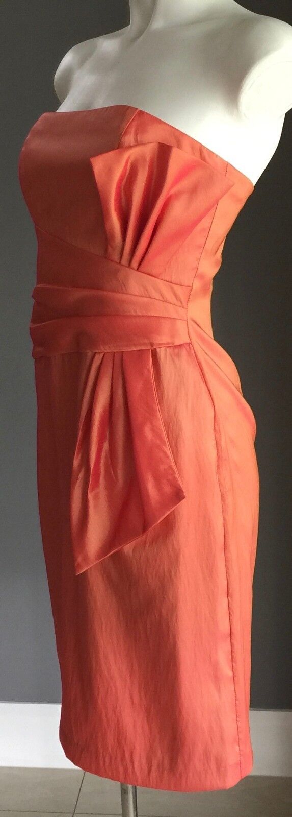MR K Strapless Dress Metallic Orange Knee Length Ladies Size 8 10  Gorgeous NEW
