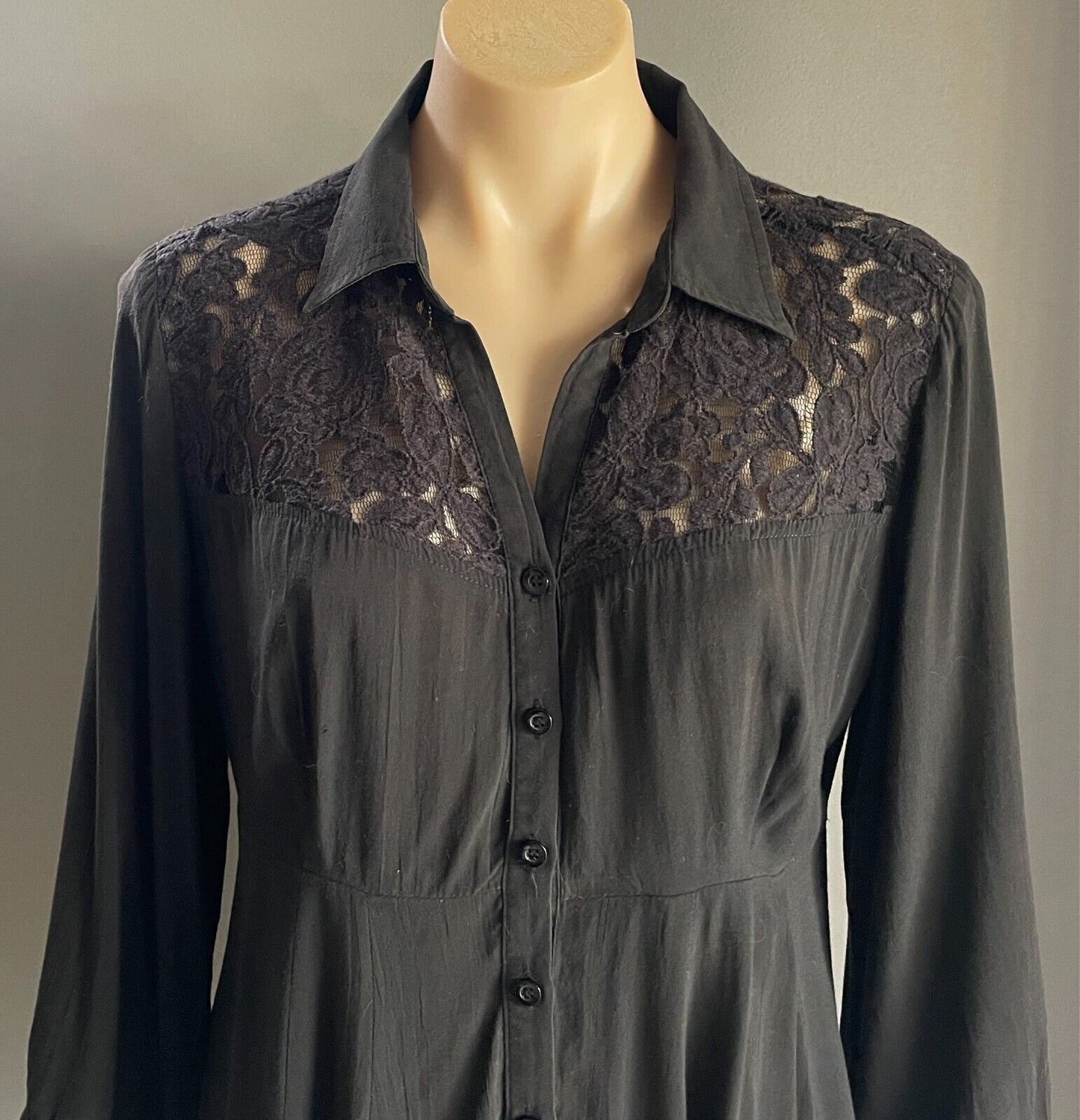 PING PONG Top Black Blouse Button Front Size 12 Lace Trim 3/4 Adjustable Sleeves